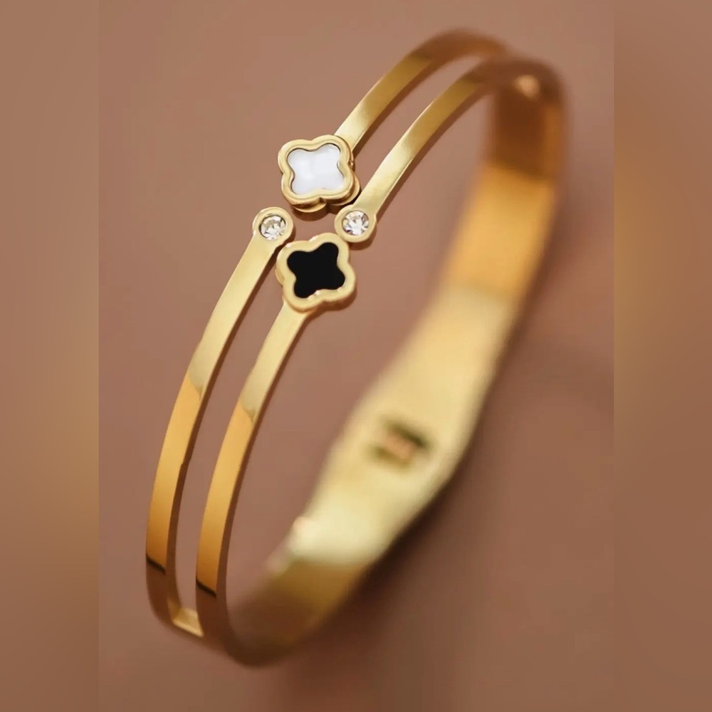 NEW 18k Gold Plated Waterproof Stainless Steel Bangle - Picture 2 of 3